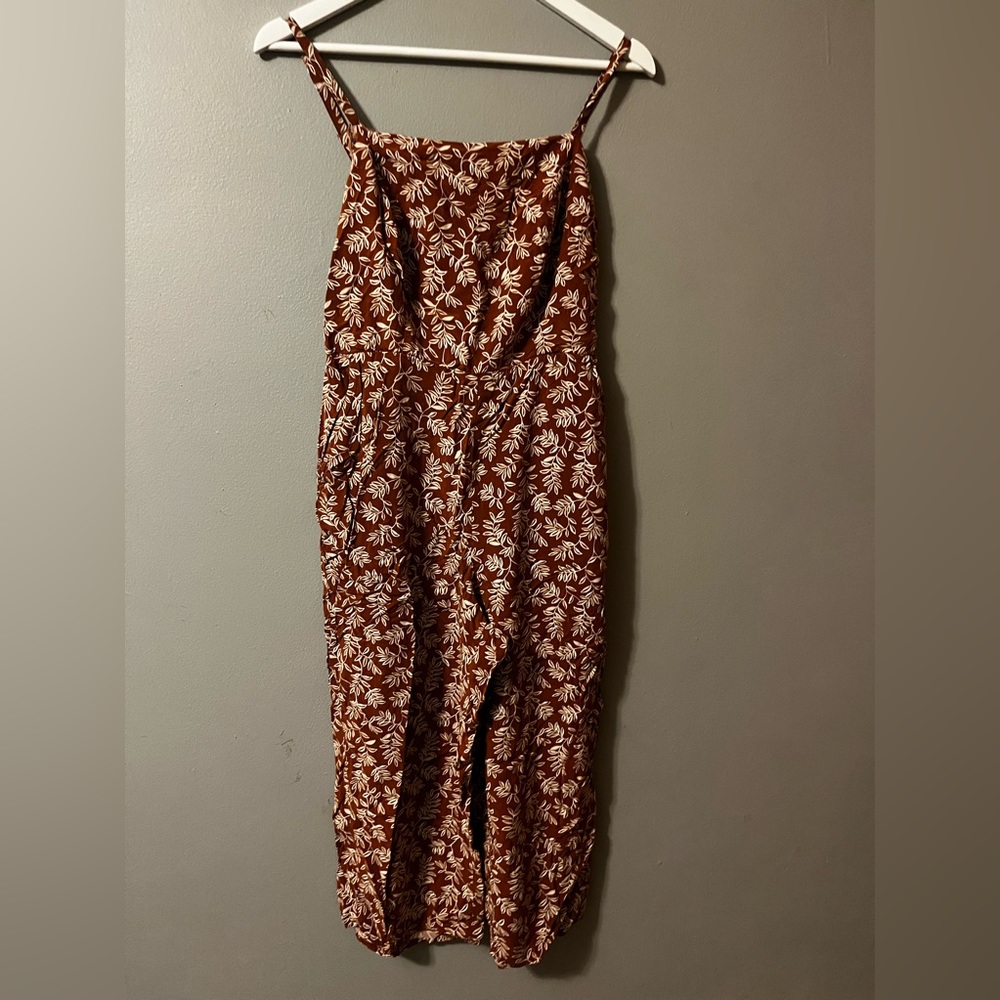 Old navy woman’s M